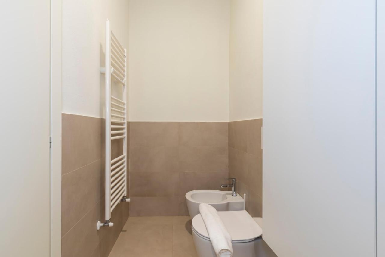 Luxury Apartment Near Duomo Italia 38 Milano Esterno foto