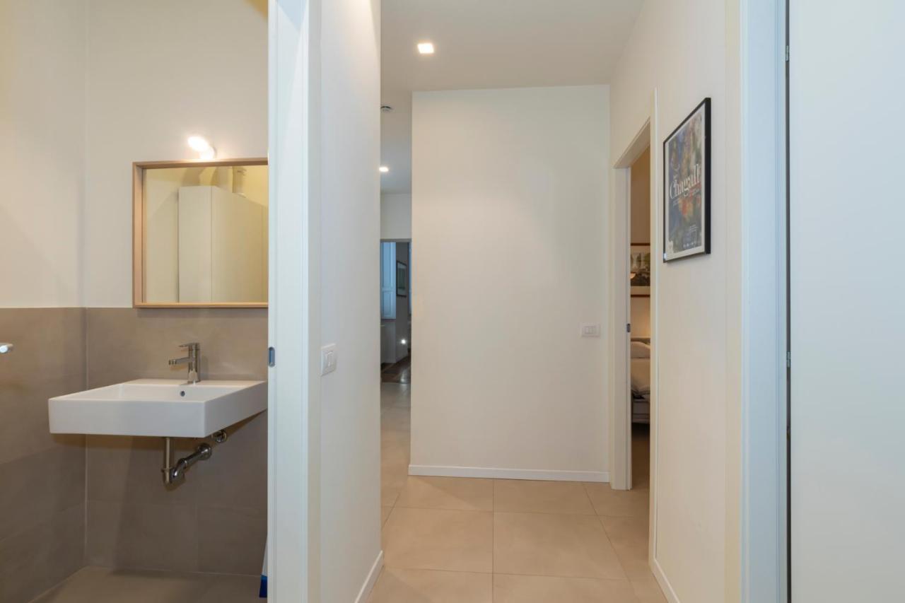 Luxury Apartment Near Duomo Italia 38 Milano Esterno foto