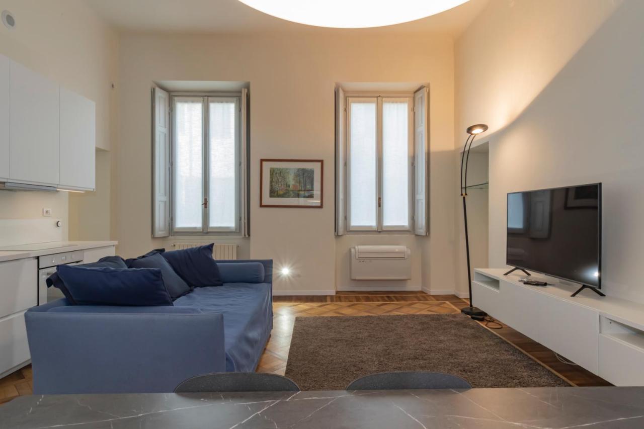 Luxury Apartment Near Duomo Italia 38 Milano Esterno foto