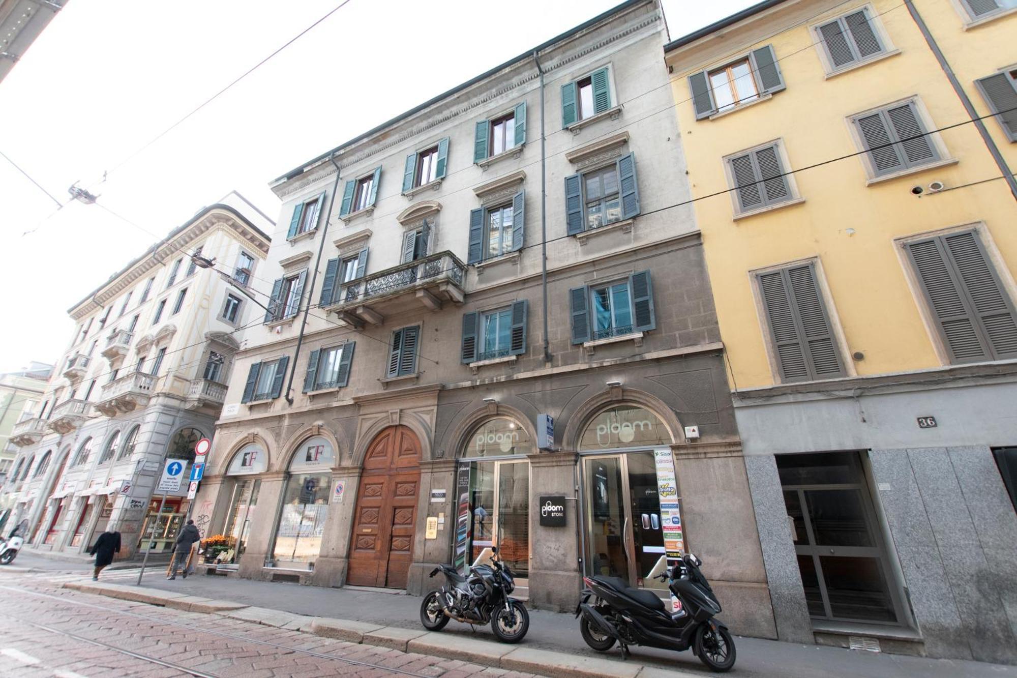 Luxury Apartment Near Duomo Italia 38 Milano Esterno foto