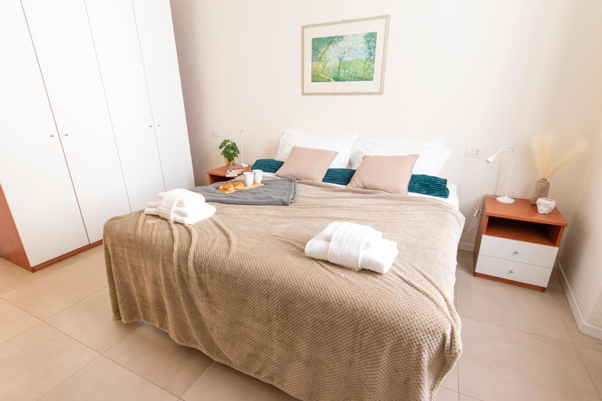 Luxury Apartment Near Duomo Italia 38 Milano Esterno foto